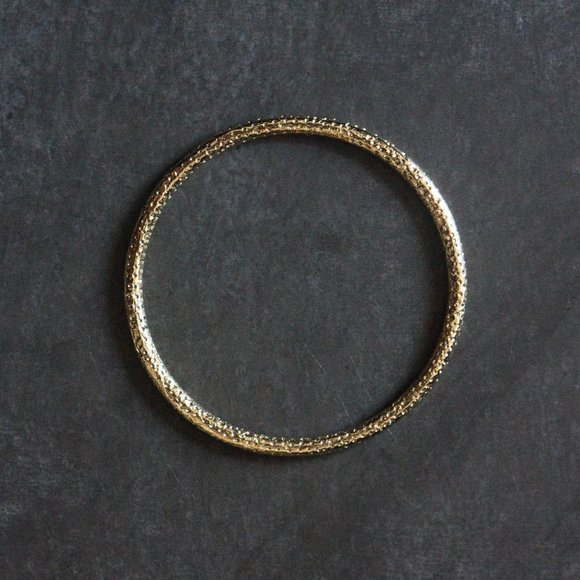 Heavy Solid Textured Brass Bangle - Picture 5 of 5